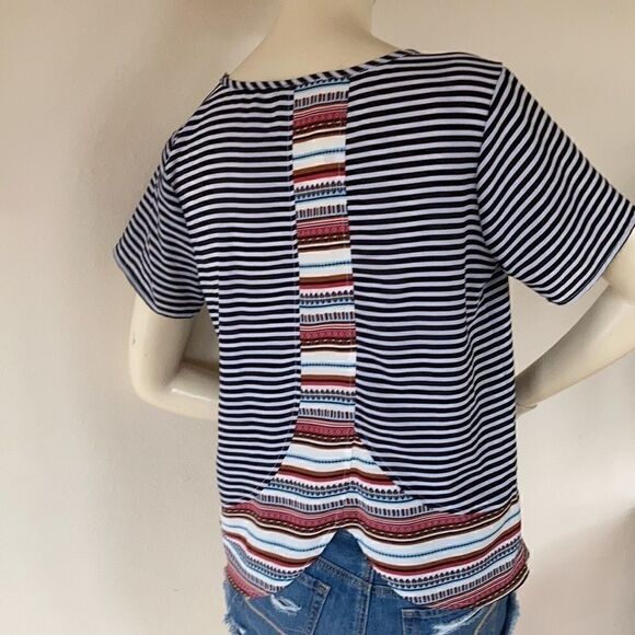 ANTHROPOLOGY THML scallop back top black striped crisp short sleeve multi Small - Picture 2 of 13